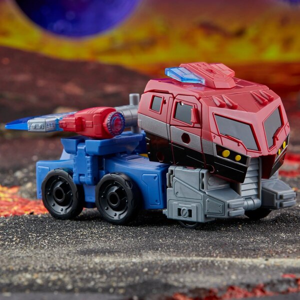 Image Of Voyager Animated Optimus Prime From Transformers United  (137 of 169)